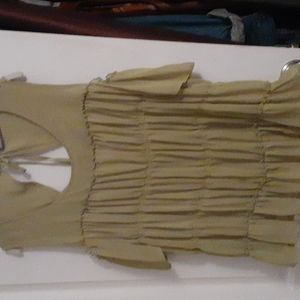 Kate and Mallory cold shoulder tiered top